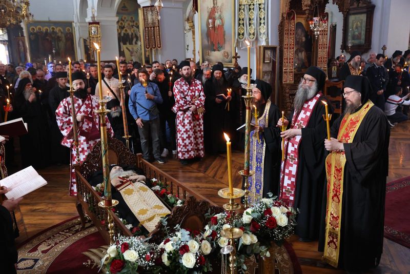 Tiedosto:28 athos il.jpg